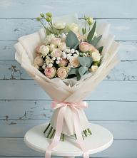 Букет цветов из:  Розы и Лизиантусы в Васильевское