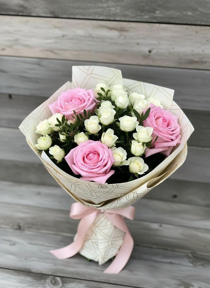 Букет цветов из: Розы в Васильевское