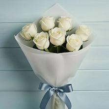 Букет 7 Белых роз Эдлесс Лав в Васильевское