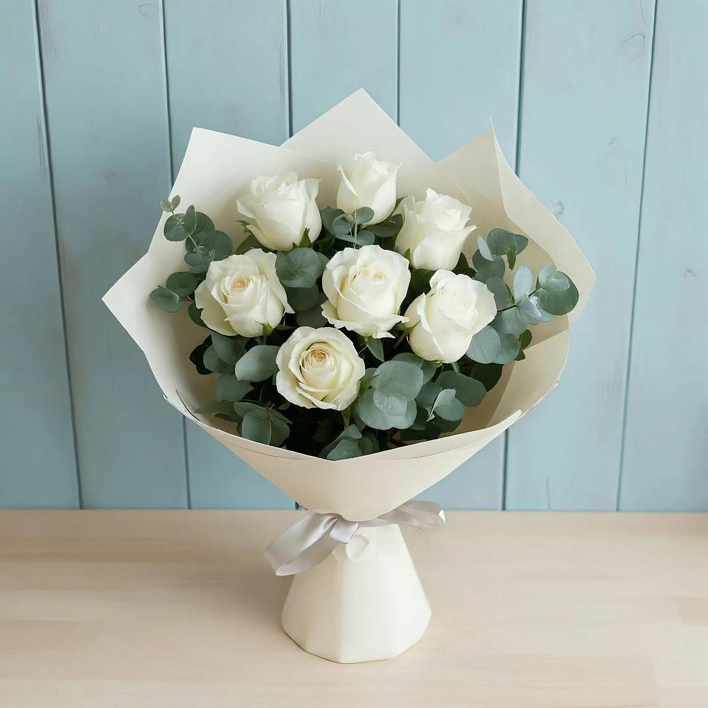 Букет Белые розы в Эвкалипте в Васильевское