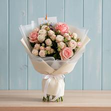 Букет цветов из:  Розы в Васильевское